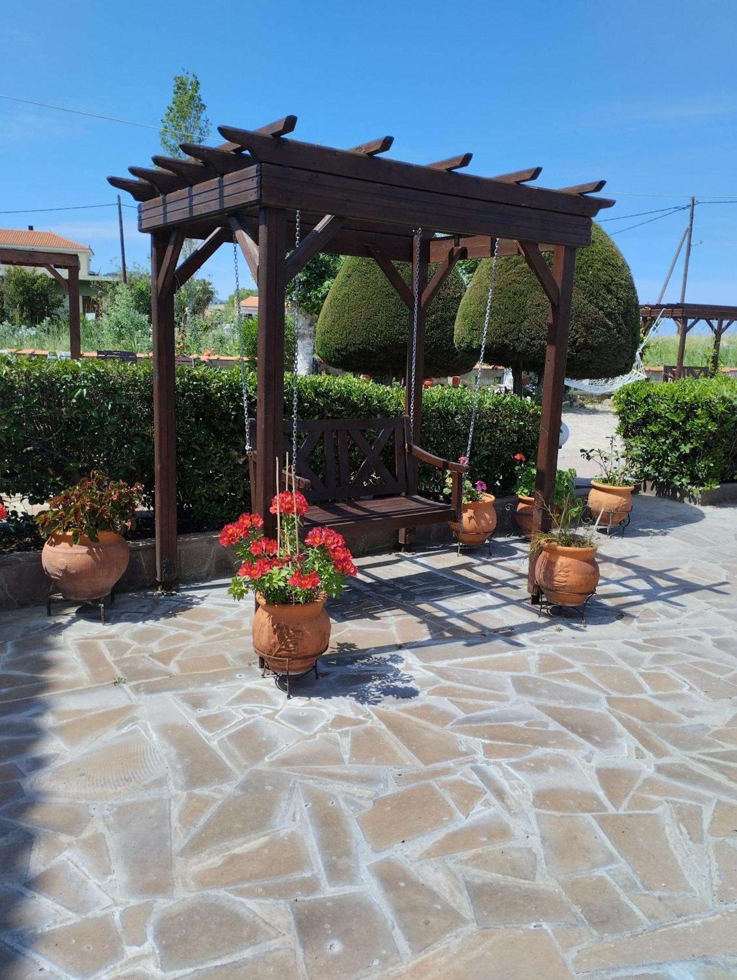 Hotel Miramare Petra  Esterno foto
